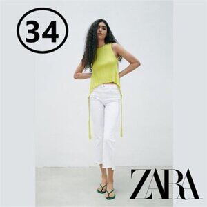 Zara, Women's High rise Mini Flare Pant - White. Size: 2 (US). NWT